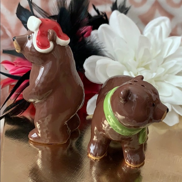 Brown Bear Salt & Pepper Shaker Set - Picture 6 of 10